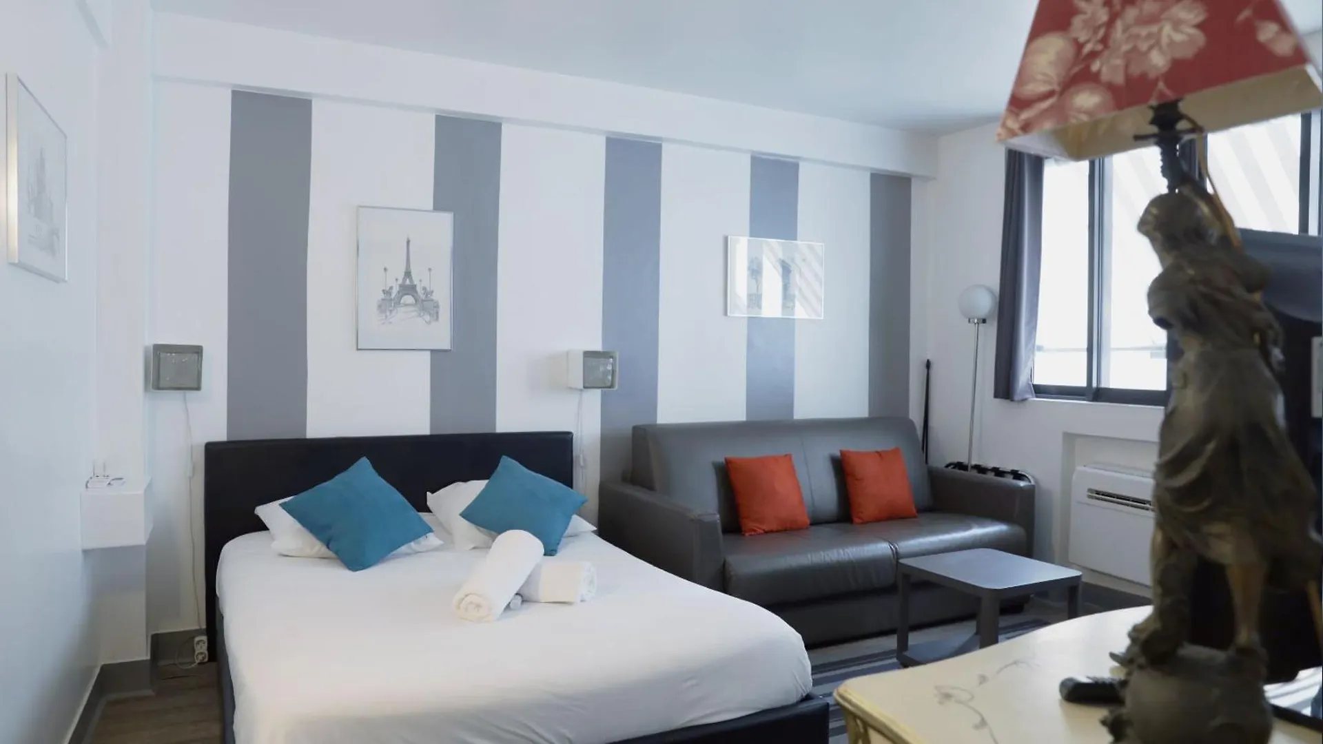 Arc De Triomphe & Trocadero Square - Cityapartmentstay Apartament *