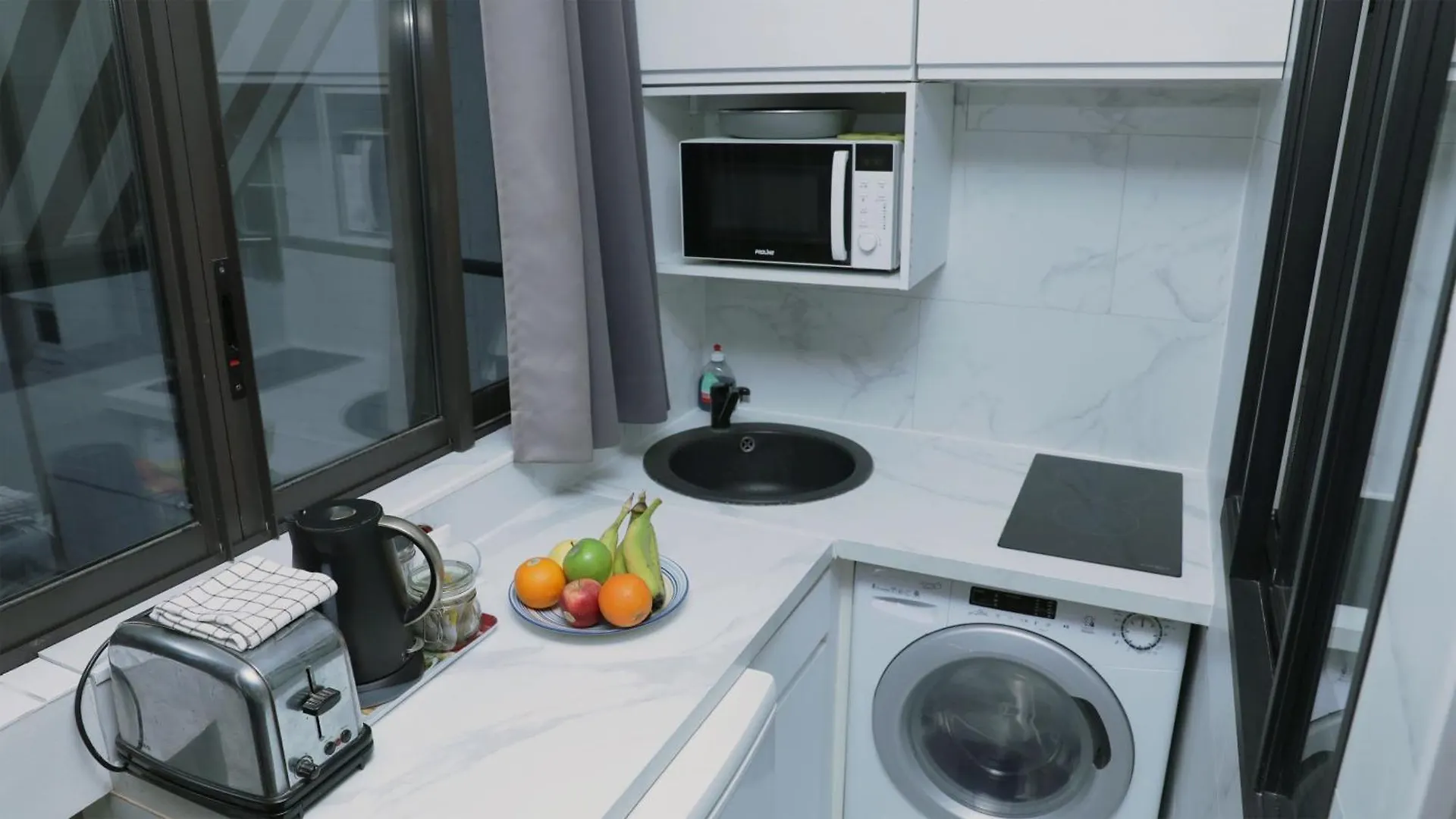 Arc De Triomphe & Trocadero Square - Cityapartmentstay Apartament
